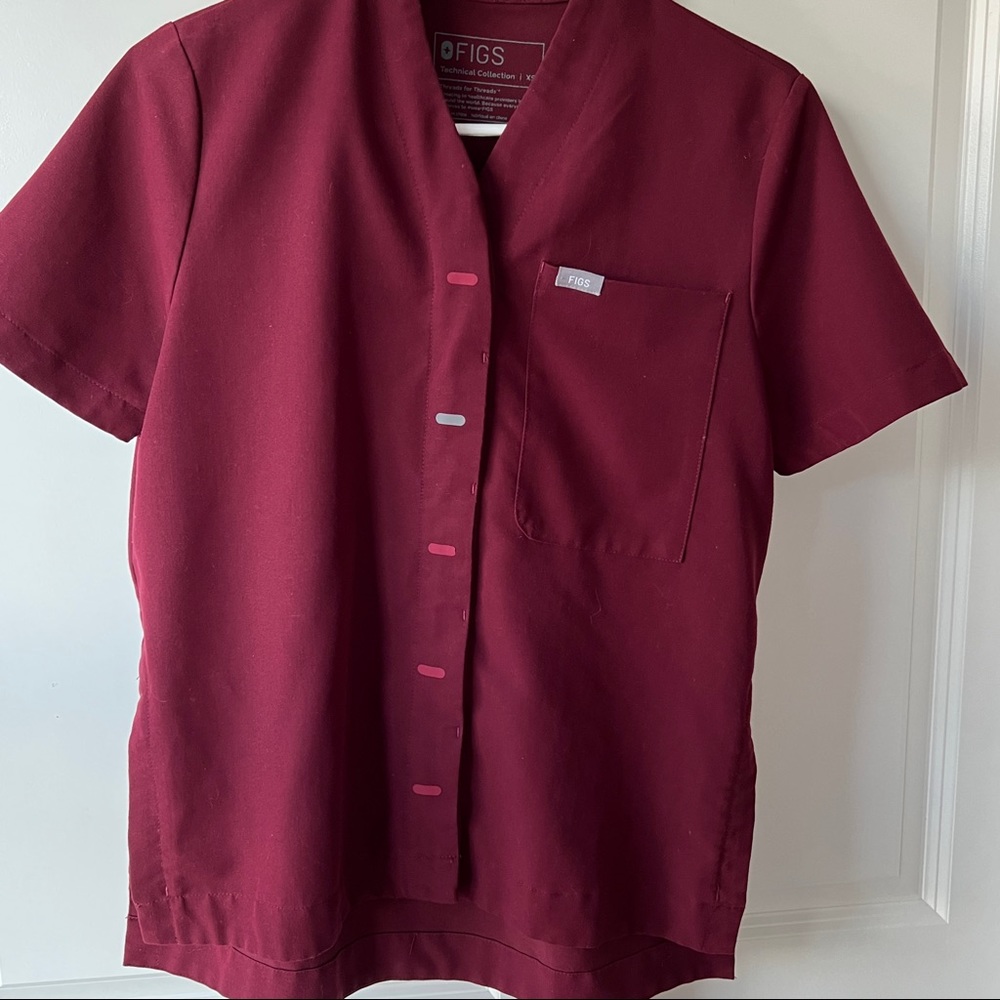 Figs Burgundy Scrub Set